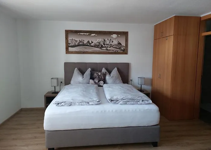 Rainer - Mittendrin Lägenhet Söll